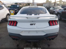 Ford Mustang 5.0L V-8 DI, DOHC, VVT, 486HP Rear Wheel Drive, снимка 8