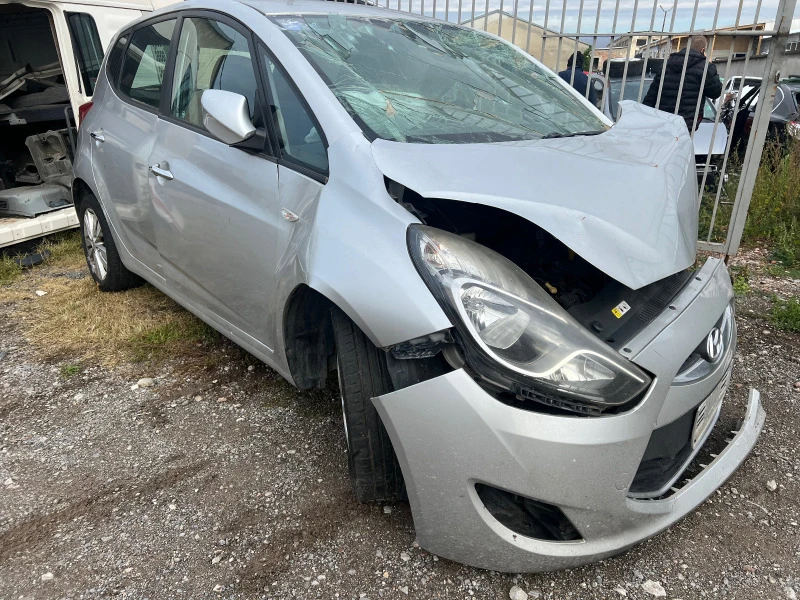 Hyundai Ix20 1.6i G4FC, снимка 4 - Автомобили и джипове - 38755886