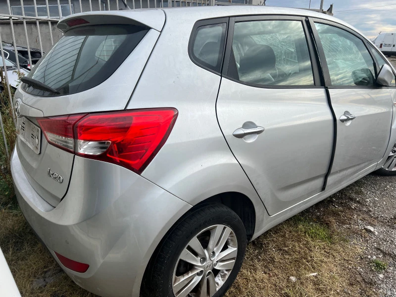 Hyundai Ix20 1.6i G4FC, снимка 1 - Автомобили и джипове - 38755886