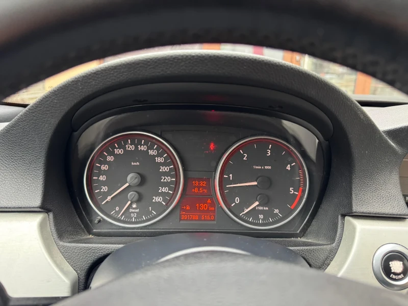 BMW 330, снимка 11 - Автомобили и джипове - 52927073