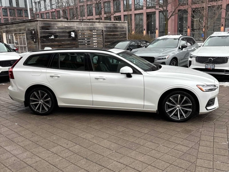 Volvo V60 * Momentum * CARFAX * БЕЗ ПЪРВОНАЧАЛНА ВНОСКА, снимка 3 - Автомобили и джипове - 53034408