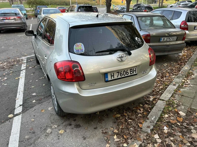 Toyota Auris 126 к.с. D4D 2.0 Keyless GO + подарък, снимка 3 - Автомобили и джипове - 53119143