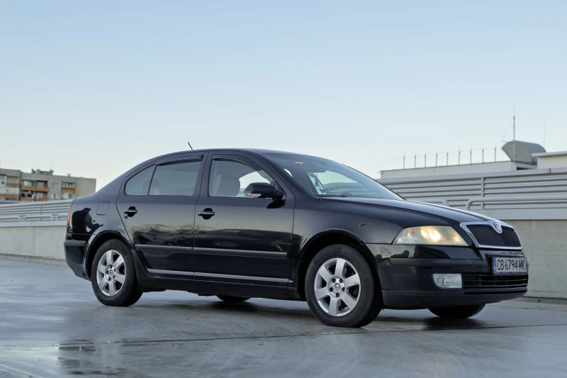 Skoda Octavia 1.6 MPI Газ/LPG, снимка 2 - Автомобили и джипове - 53172673