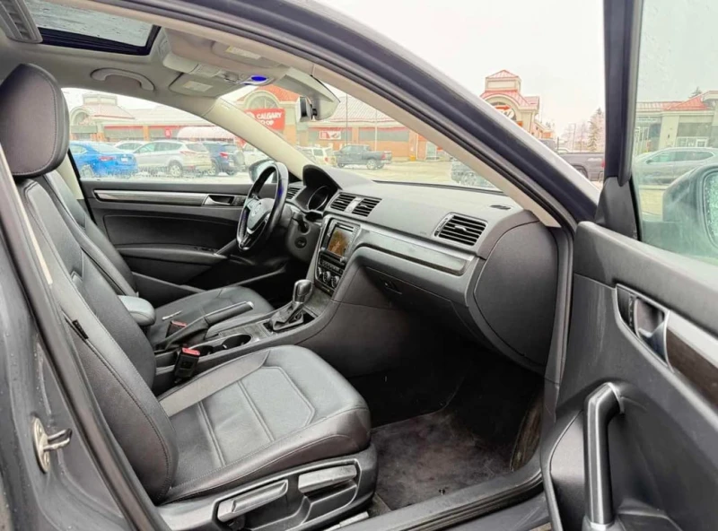 VW Passat * Comfortline * CARFAX * ЦЕНА ДО БГ, снимка 13 - Автомобили и джипове - 53303222