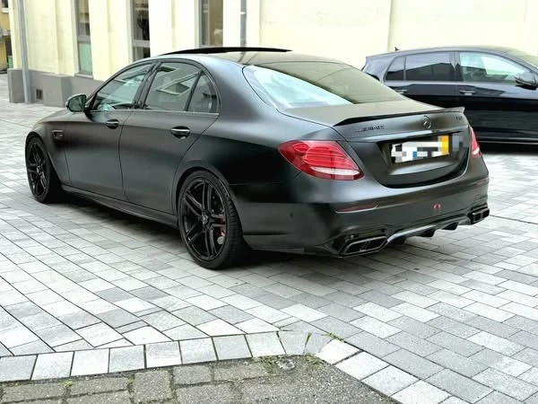 Mercedes-Benz E 63 AMG S ОЧАКВАН ВНОС ПАНОРАМА ЧЕРЕН САТЕН ЛИЗИНГ 100% - изображение 5