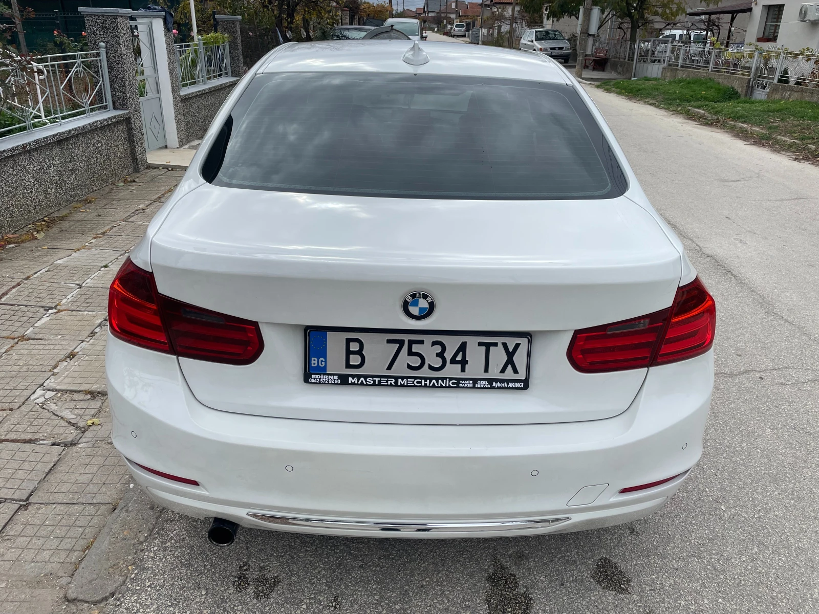 BMW 318 F30-luxury edititon - изображение 6