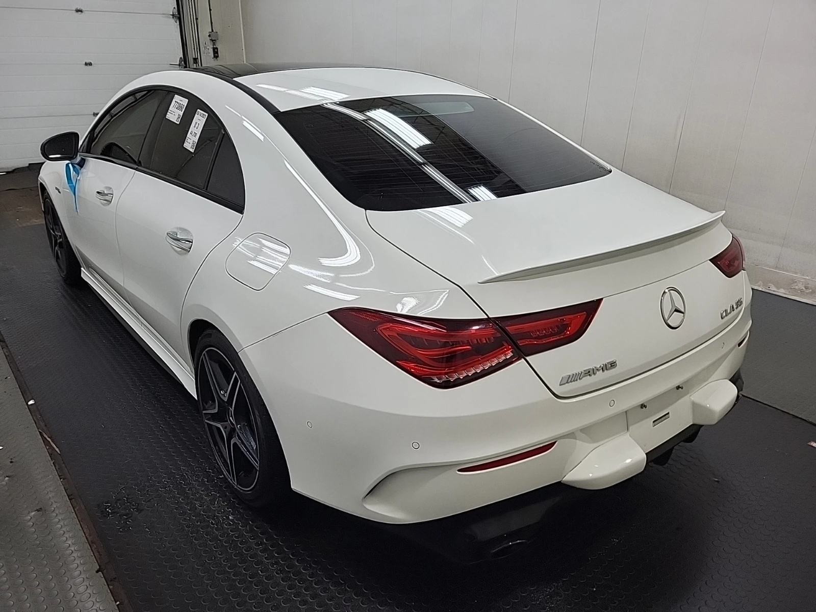 Mercedes-Benz CLA 350 AMG * 4MATIC * PANORAMA * CARFAX * АвтоКредит - изображение 2