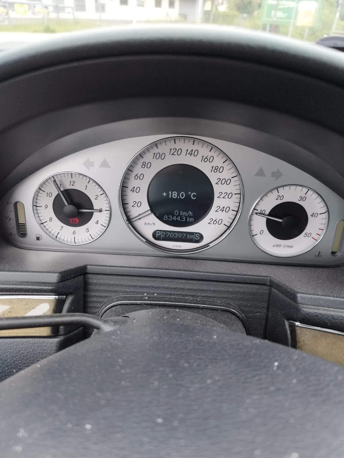 Mercedes-Benz E 320 270 х реални километра от Мерцедес представителств - изображение 6