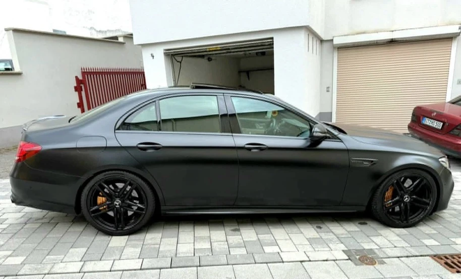 Mercedes-Benz E 63 AMG S ОЧАКВАН ВНОС ПАНОРАМА ЧЕРЕН САТЕН ЛИЗИНГ 100% - изображение 8