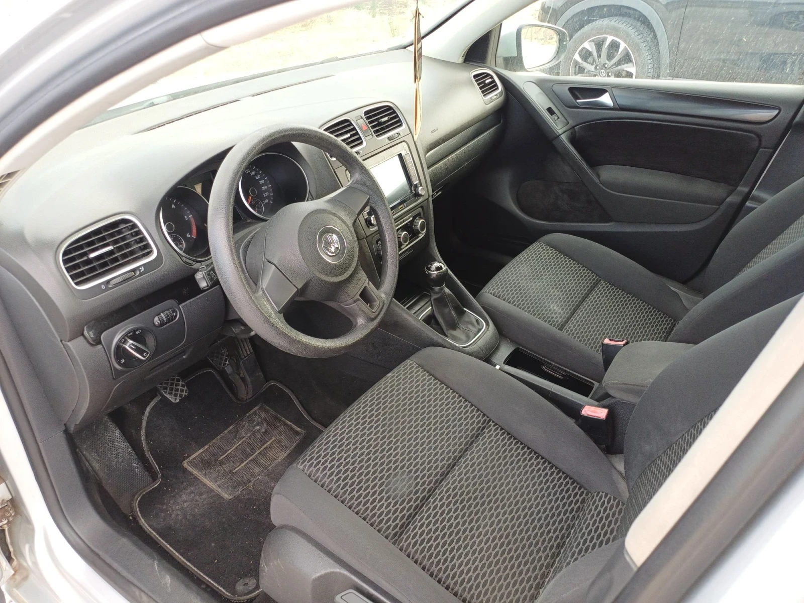 VW Golf 2.0TDI , снимка 12 - Автомобили и джипове - 51639984