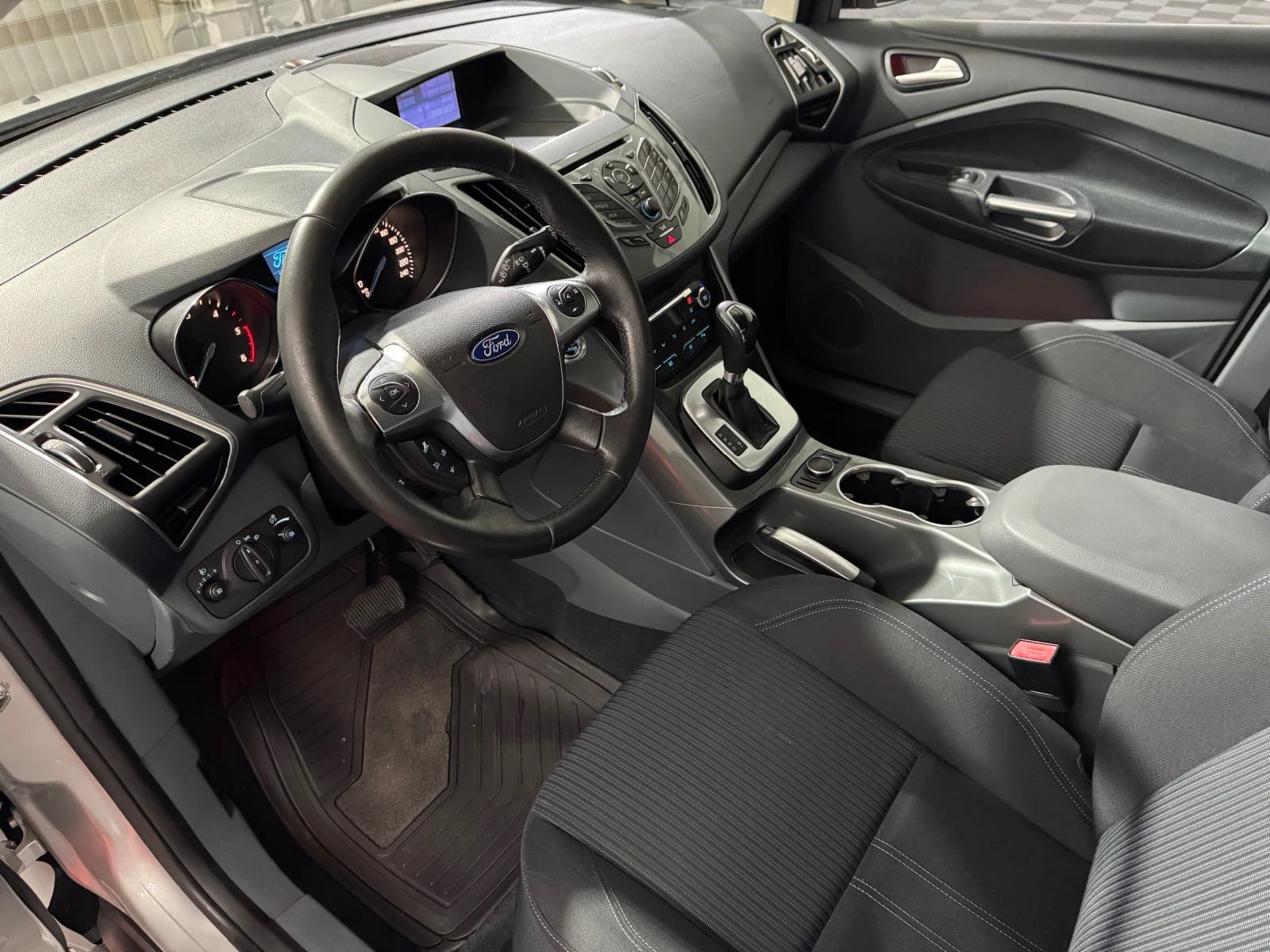 Ford Grand C-Max 2.0 TDCI TITANIUM - 7 МЕСТЕН/ AUTOMATIC/ KEYLESS - изображение 9