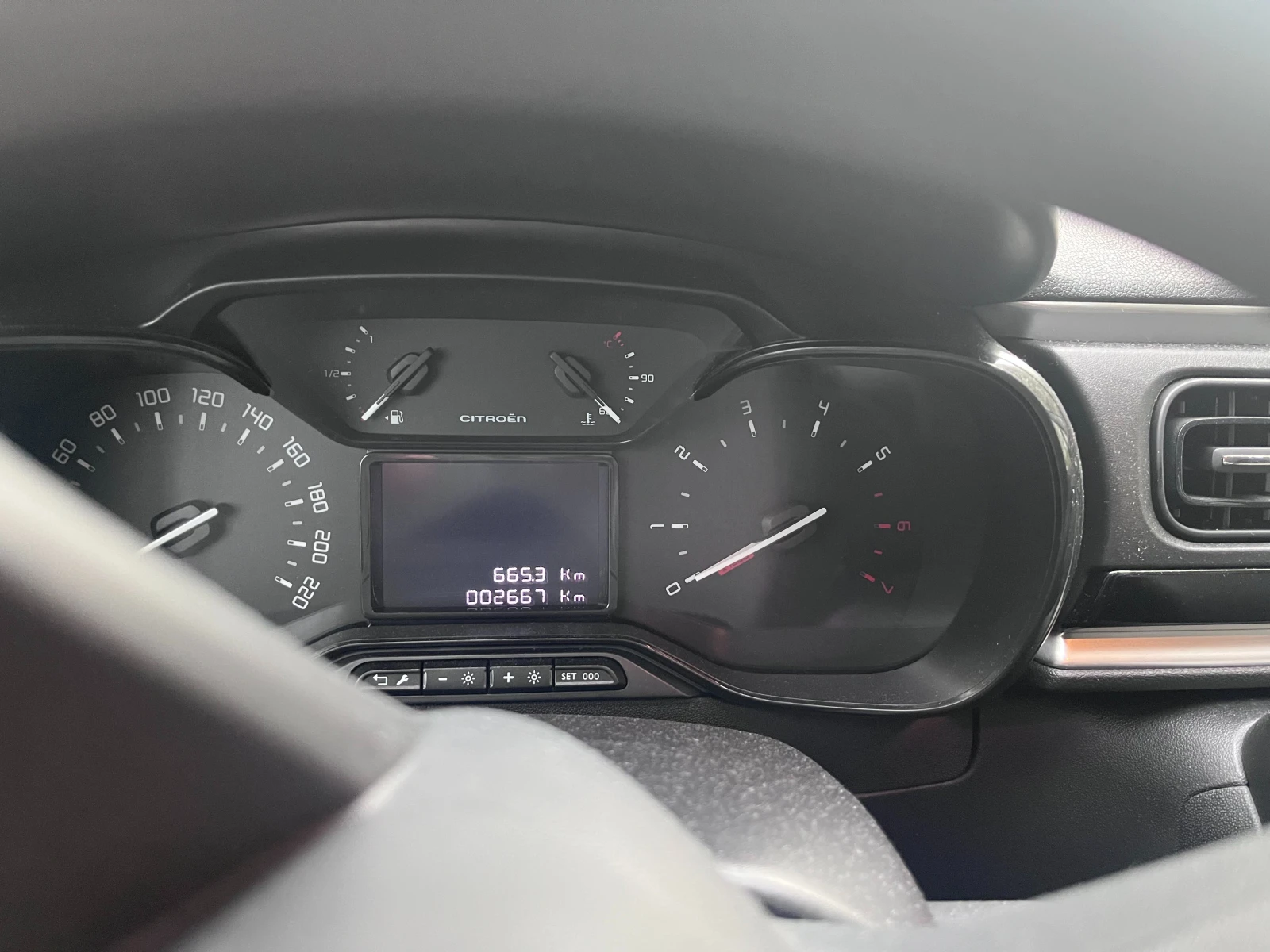 Citroen C3 PureTech 83 - изображение 5