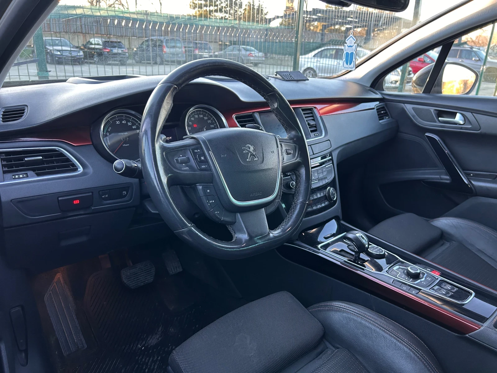 Peugeot 508 RXH Hybrid4 4x4 EGS6 - изображение 8