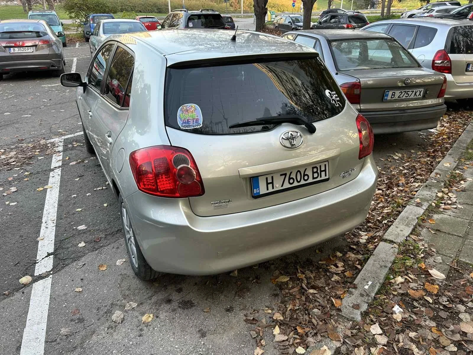 Toyota Auris 126 к.с. D4D 2.0 Keyless GO + подарък - изображение 3