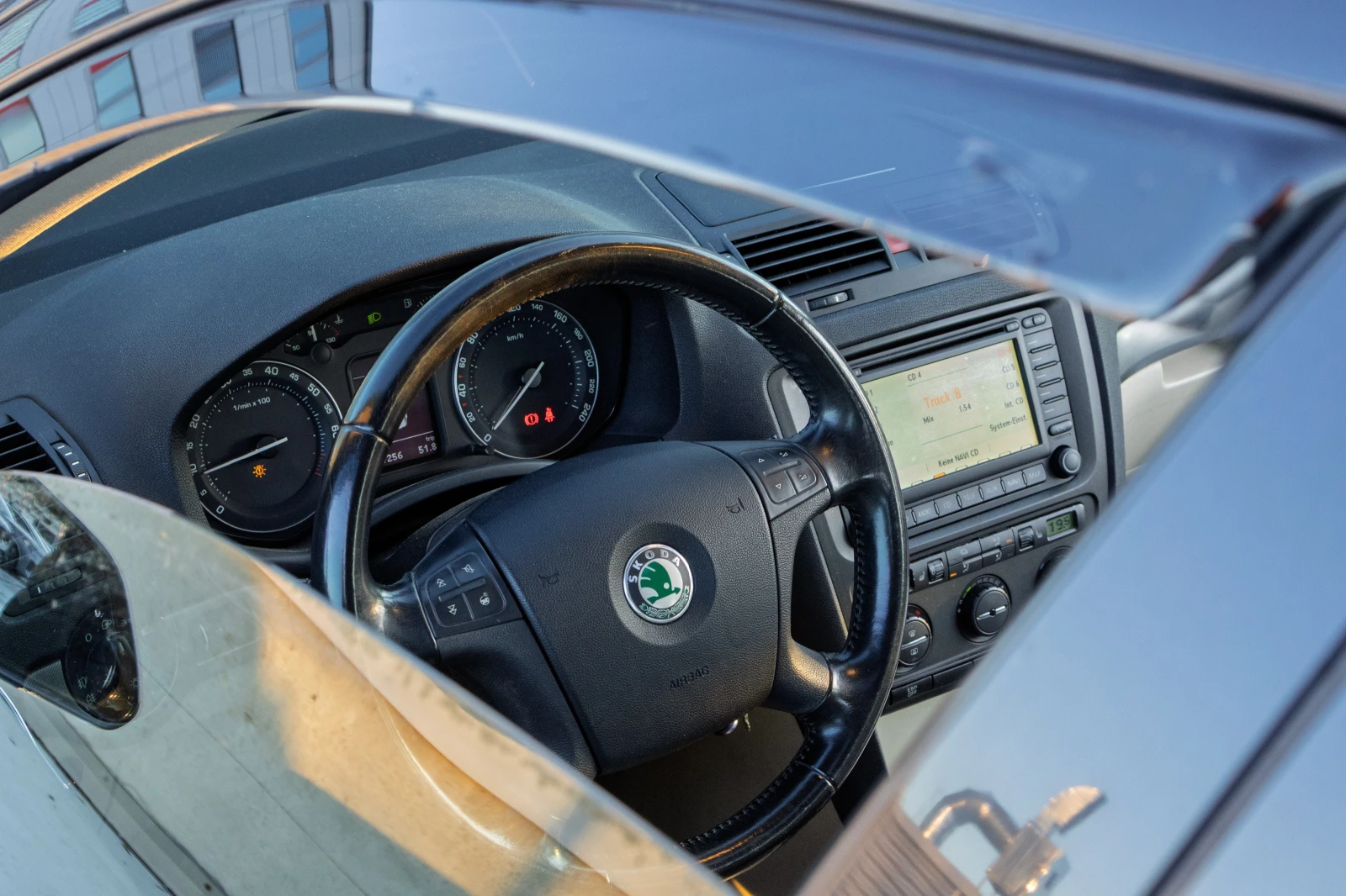 Skoda Octavia 1.6 MPI Газ/LPG - изображение 9