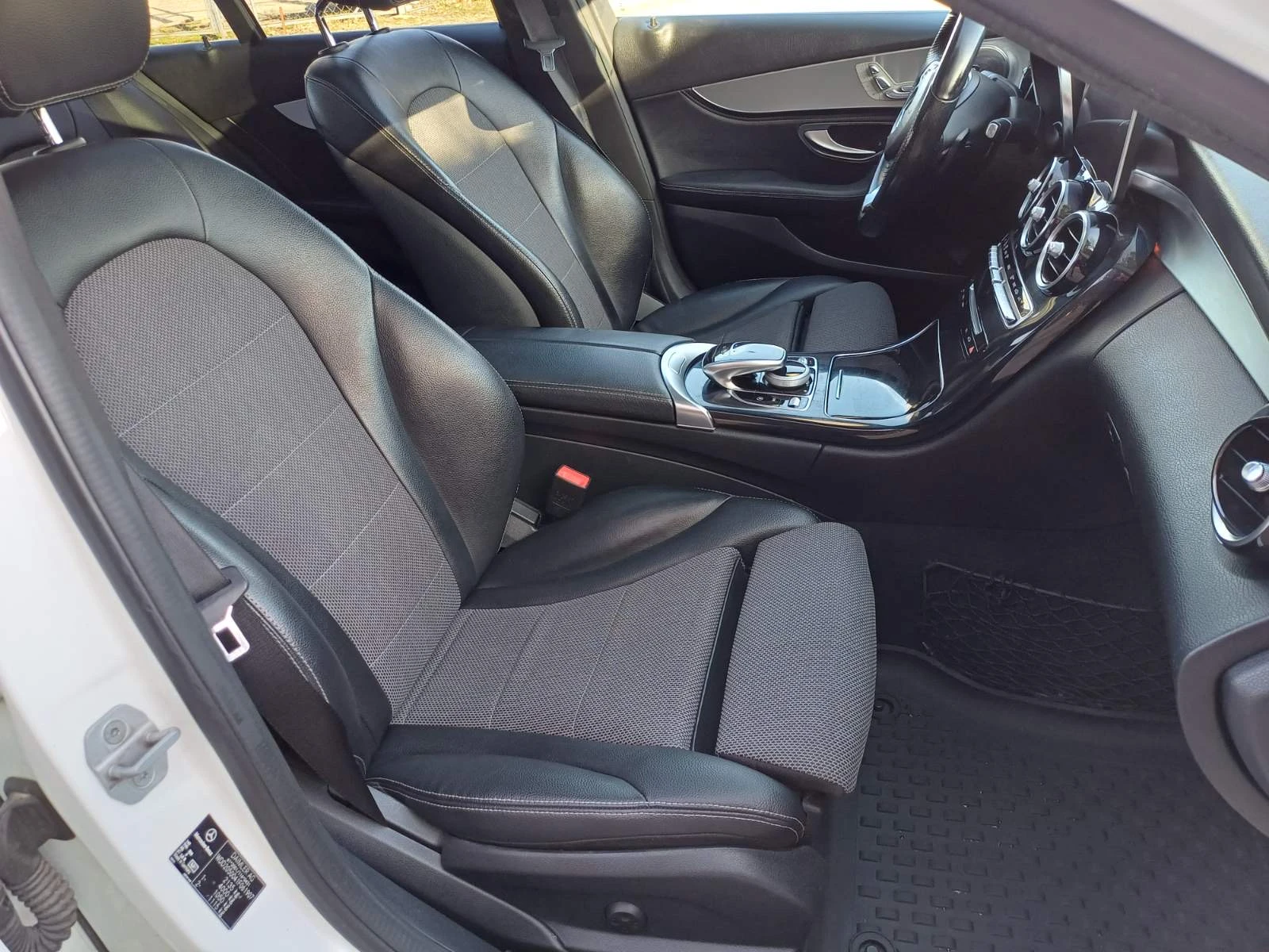 Mercedes-Benz C 220 d AMG Line BlueTEC, снимка 14 - Автомобили и джипове - 53824493