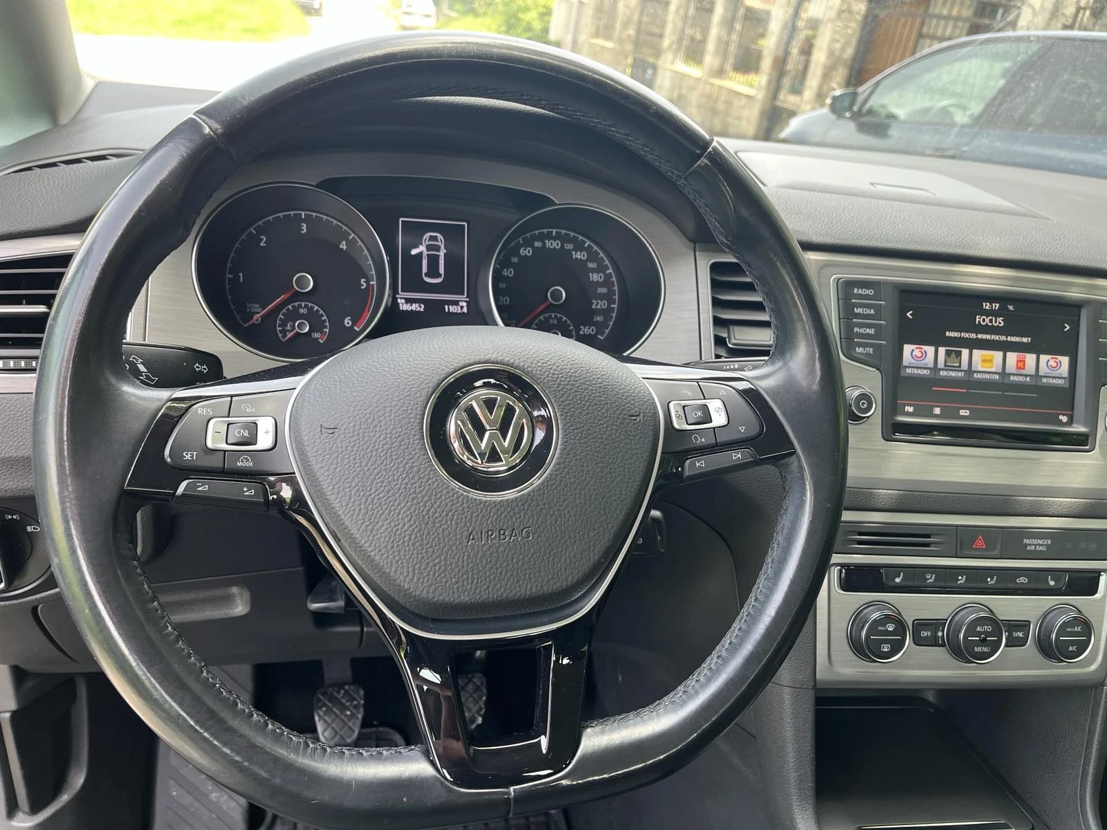VW Sportsvan 1.6TD? | Mobile.bg � ����������� 13