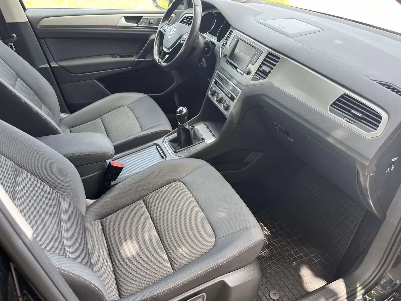 VW Sportsvan 1.6TD? | Mobile.bg � ����������� 14