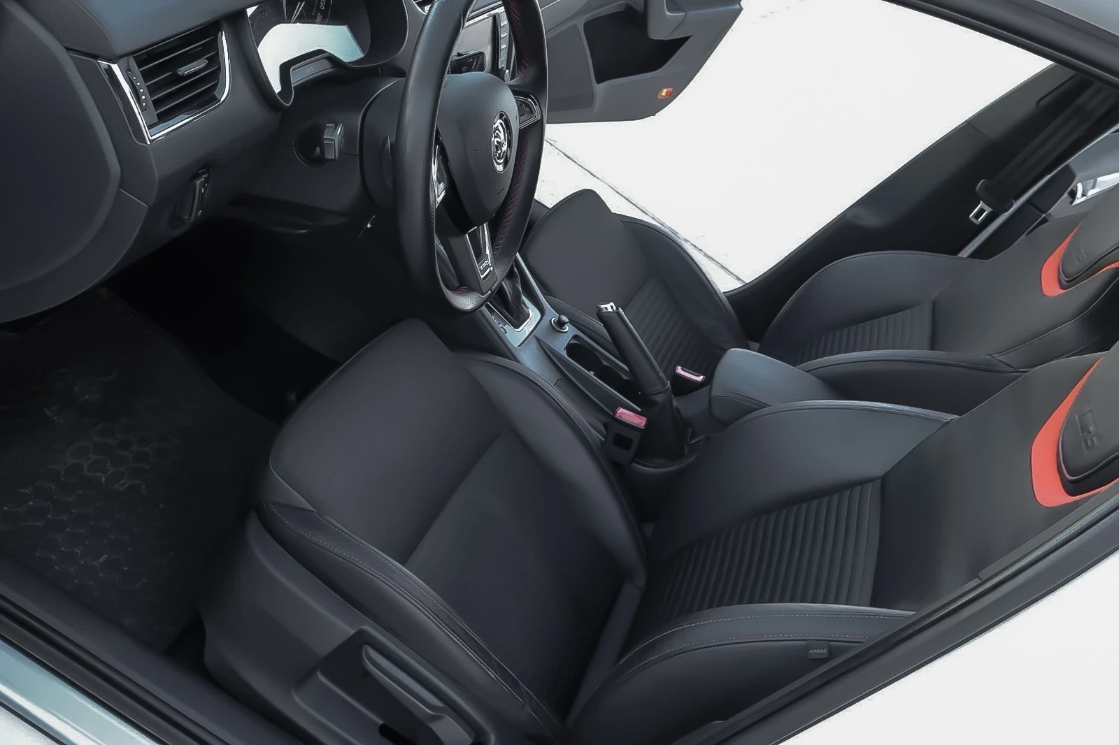 Skoda Octavia VRS | Mobile.bg � ����������� 10