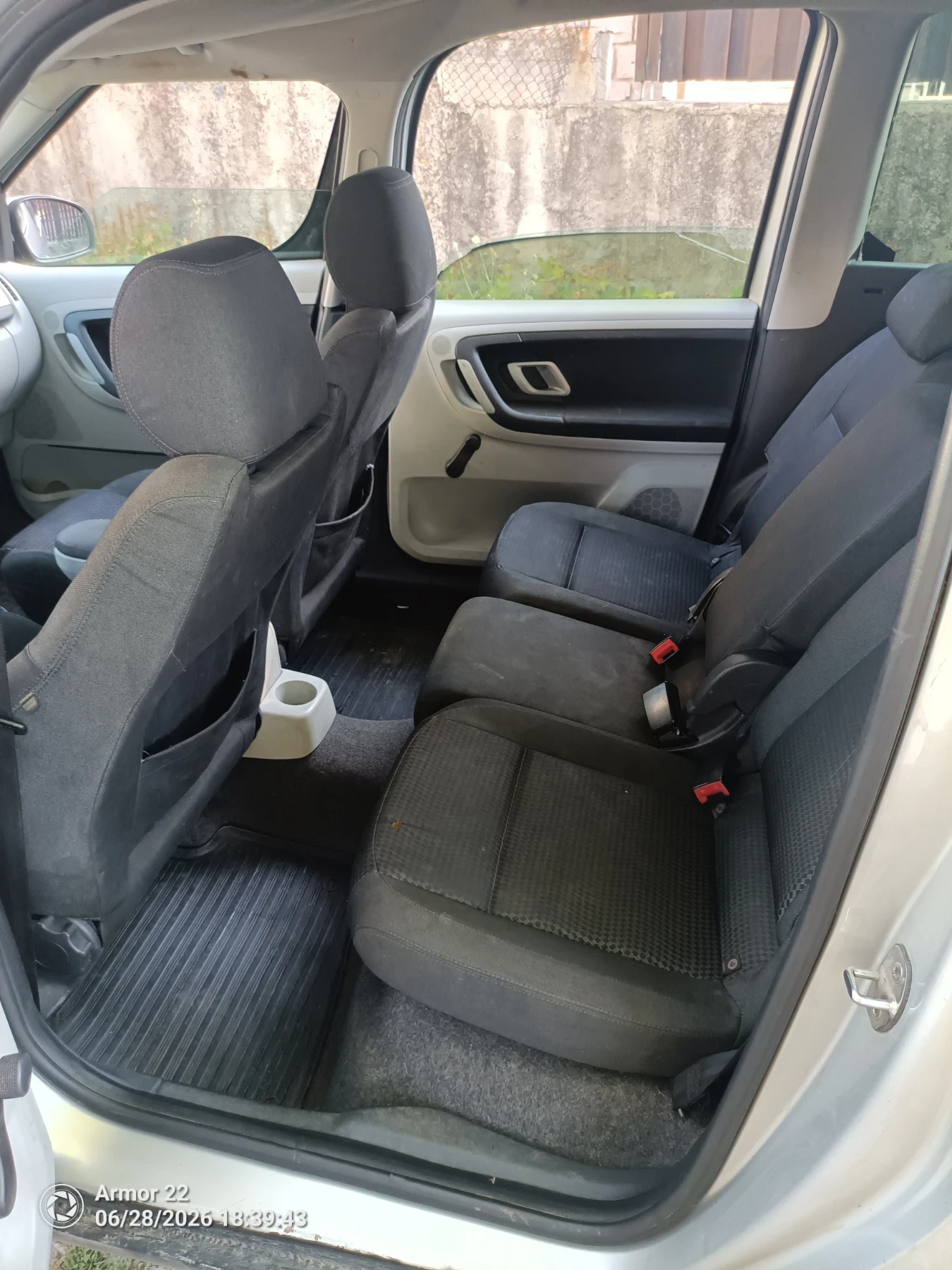 Skoda Roomster 1, 4 TDI , снимка 16 - Автомобили и джипове - 55080503