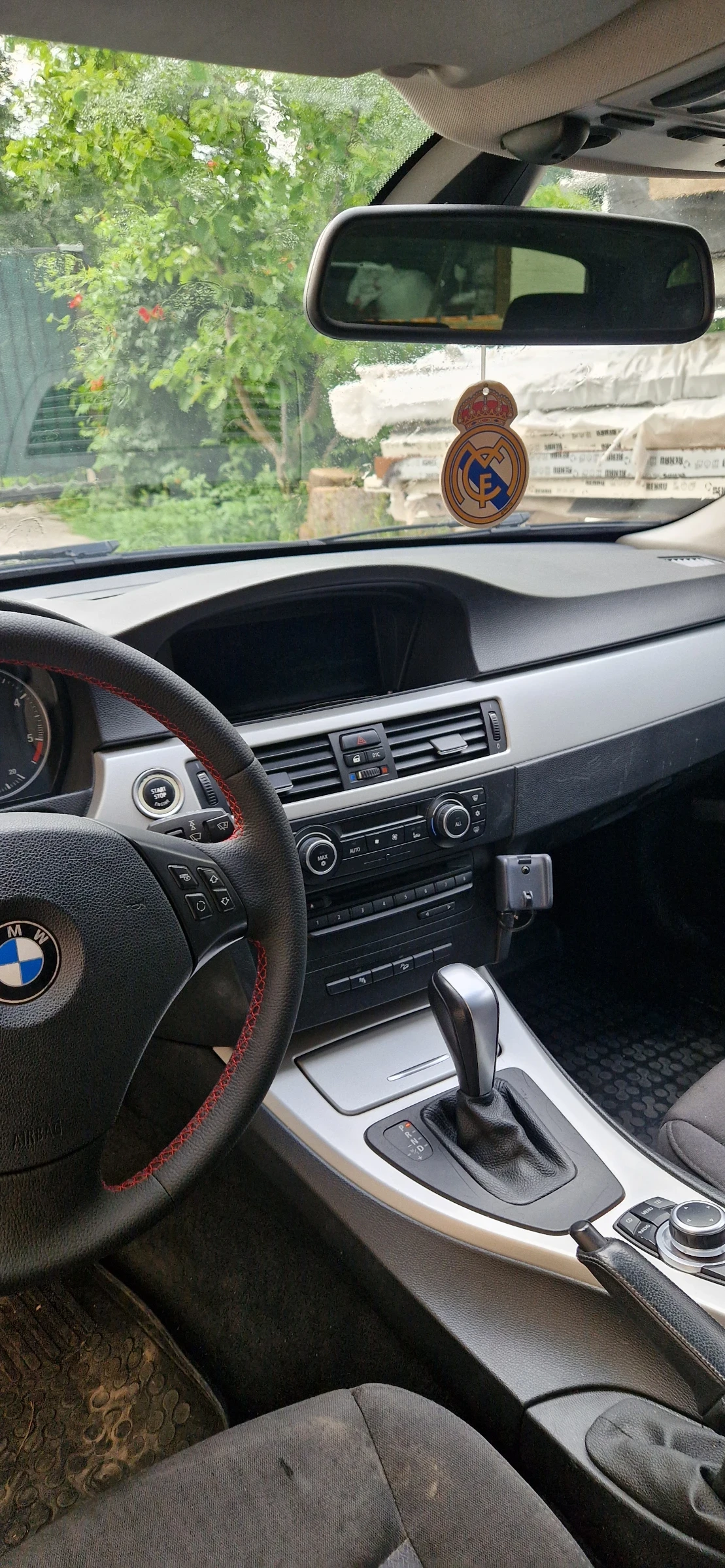 BMW 320, снимка 4 - Автомобили и джипове - 55267084