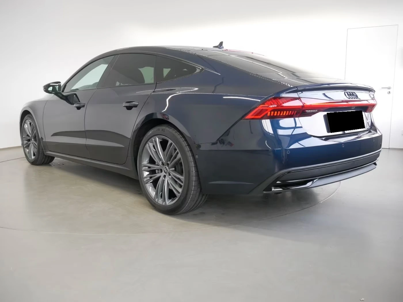 Audi A7 50 TDI / QUATTRO / HUD / 360 / BLACK OPTIC /, снимка 4 - Автомобили и джипове - 55348133