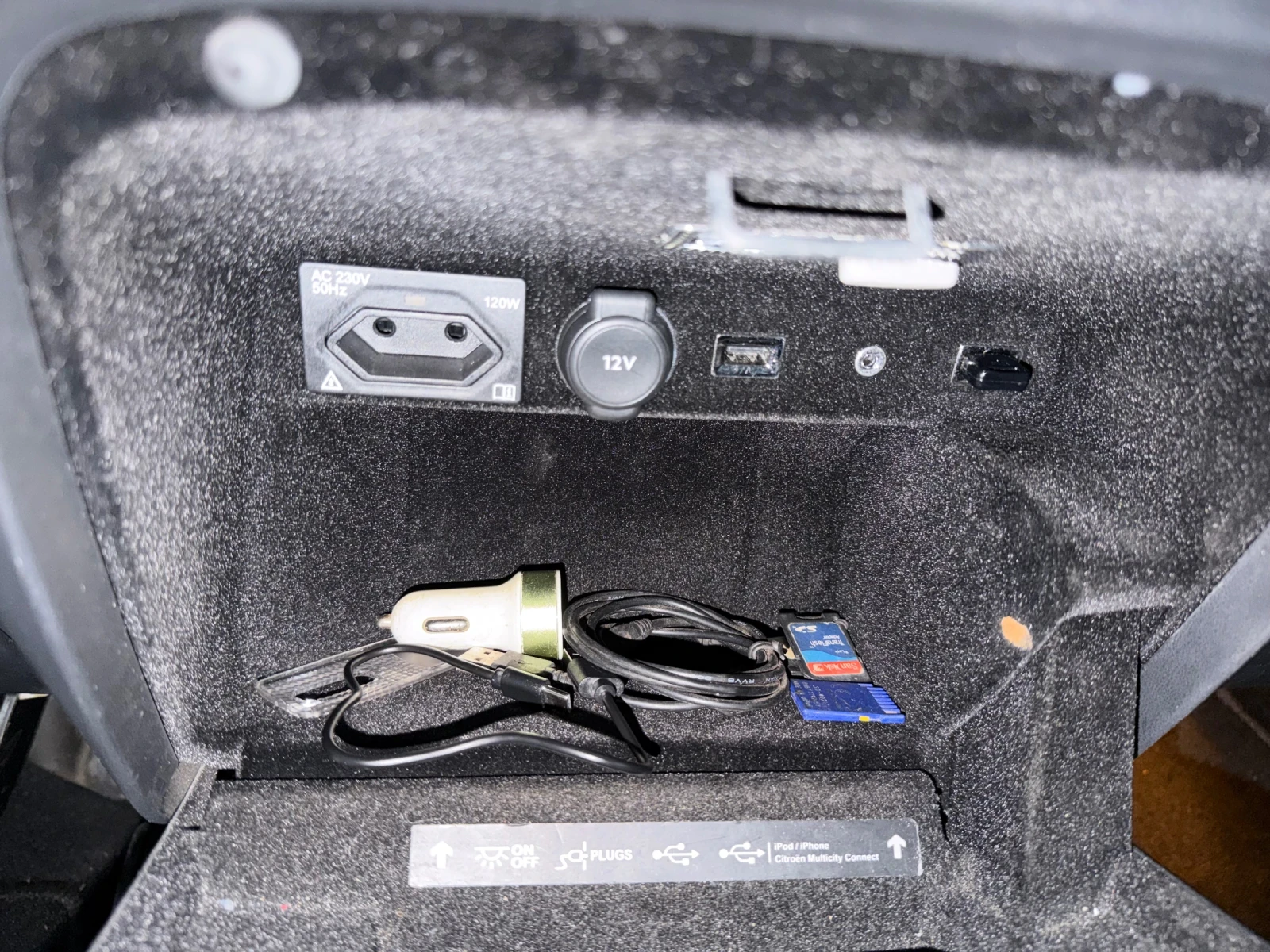 Citroen C4 Picasso 2.0 blue HDi, снимка 15 - Автомобили и джипове - 55364342