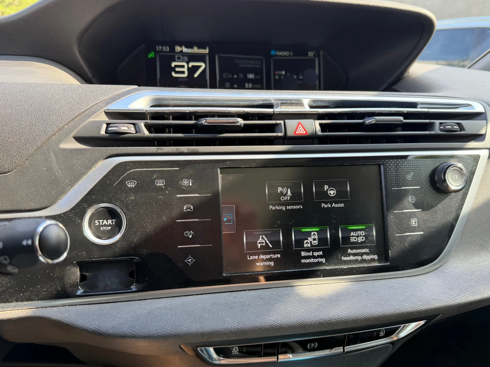 Citroen C4 Picasso 2.0 blue HDi, снимка 9 - Автомобили и джипове - 55364342