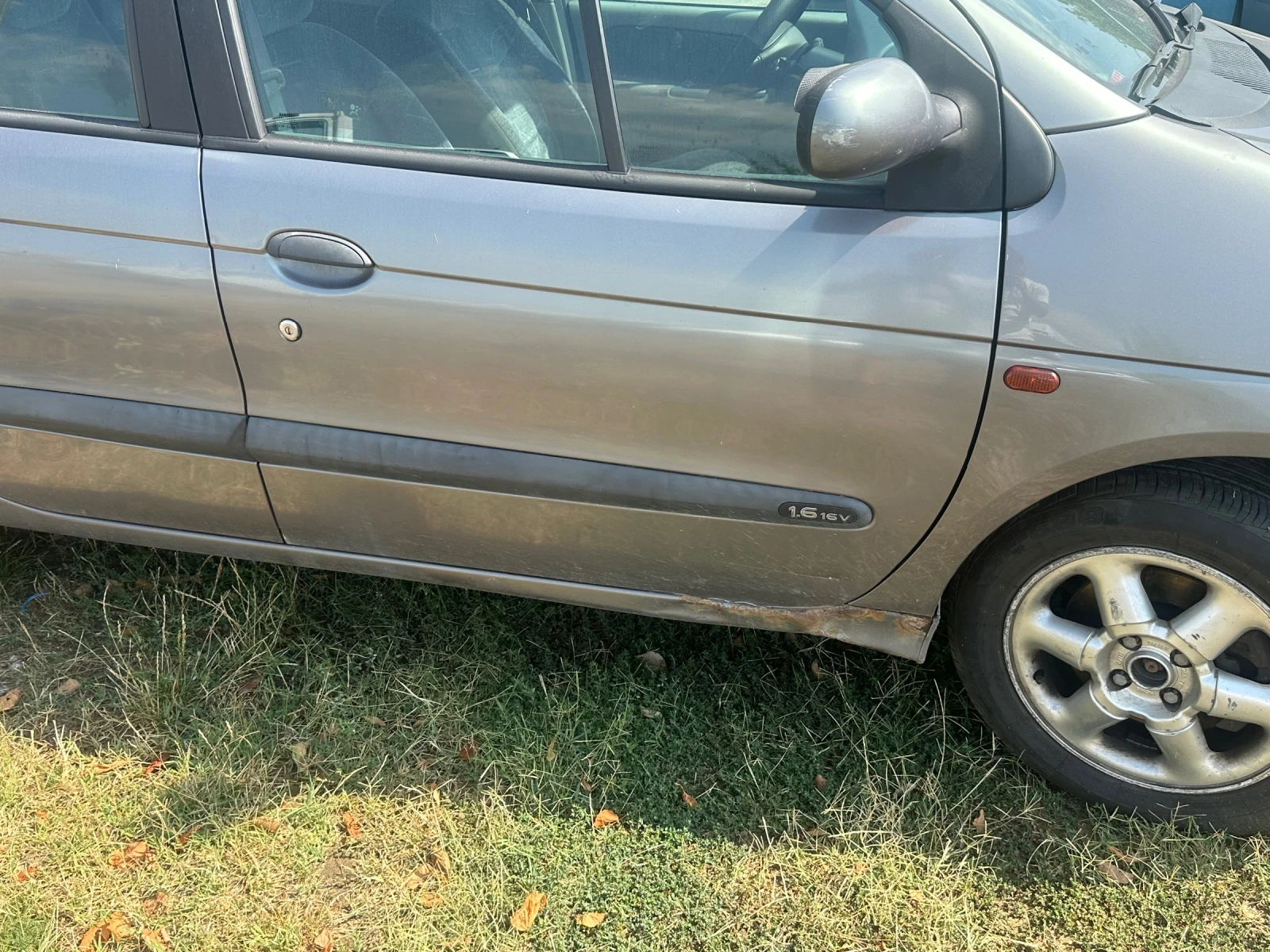 Renault Megane Scenic RXT, снимка 17 - Автомобили и джипове - 55799370