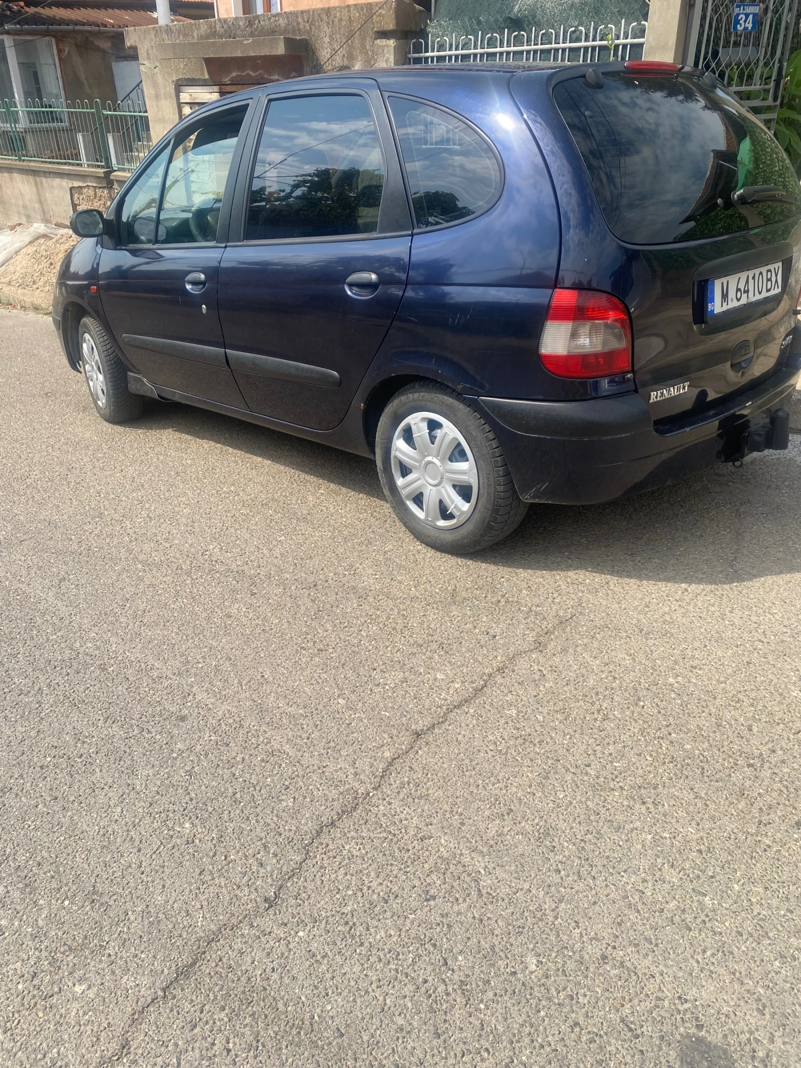 Renault Scenic, снимка 3 - Автомобили и джипове - 55817020
