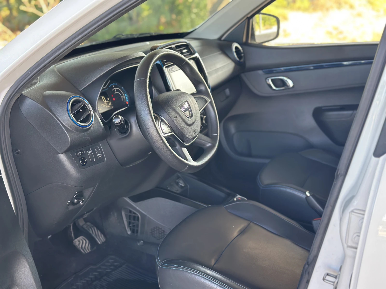 Dacia Spring CCS | 27 kWh | 250km RANGE | CAMERA | 23 000km | Mobile.bg � ����������� 7