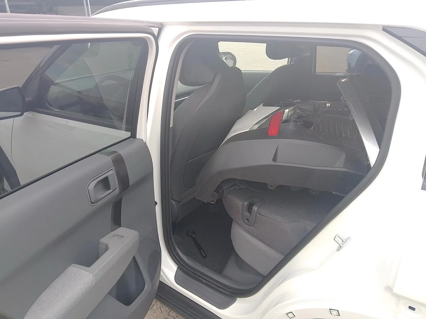 Kia EV3 ОЧАКВАН ВНОС, снимка 9 - Автомобили и джипове - 56479343