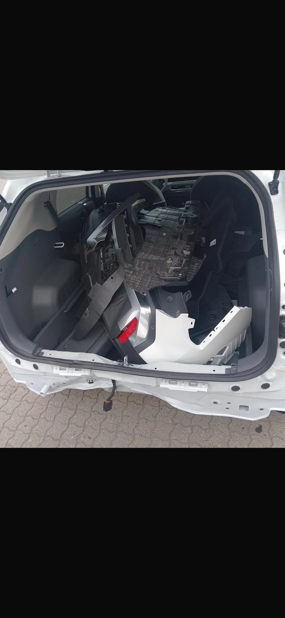 Kia EV3 ОЧАКВАН ВНОС, снимка 15 - Автомобили и джипове - 56479343
