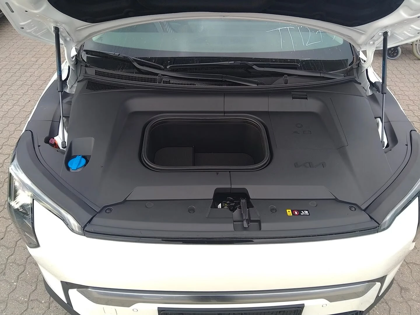 Kia EV3 ОЧАКВАН ВНОС, снимка 16 - Автомобили и джипове - 56479343
