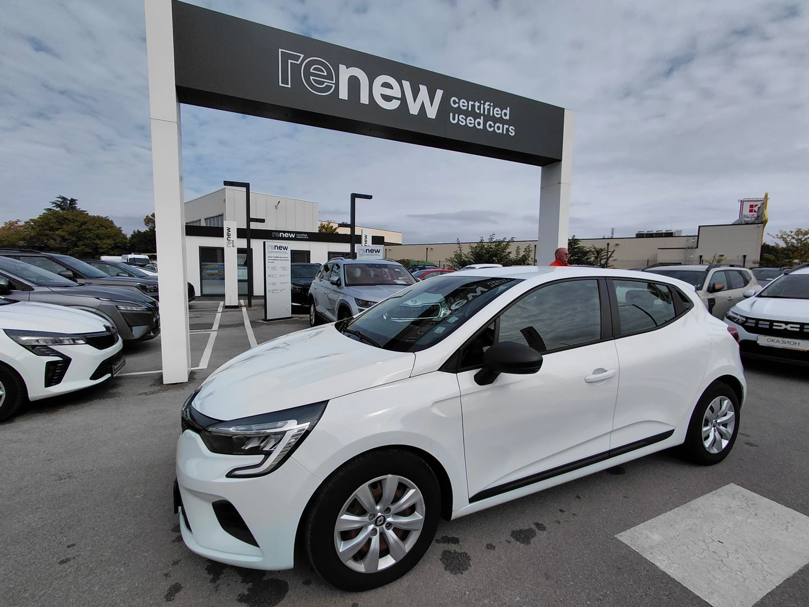 Renault Clio 100k.c./6MT/Equelibre/Газ/Бензин