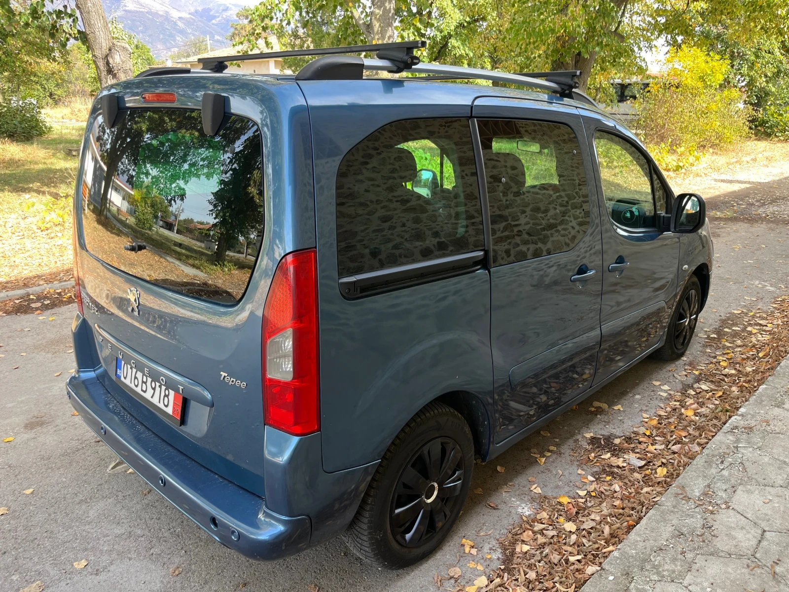 Peugeot Partner 1.6HDI Tepee, снимка 3 - Автомобили и джипове - 56522245