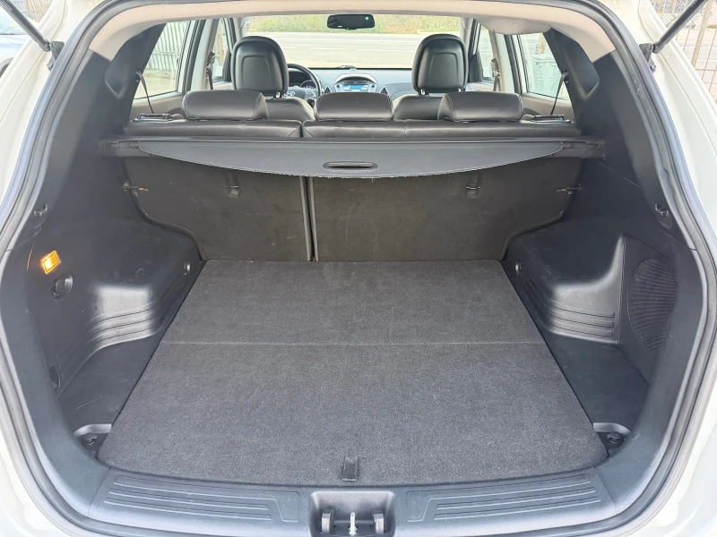 Hyundai IX35 1.7CRDi XPossible* Face* Camera* , снимка 10 - Автомобили и джипове - 52311334