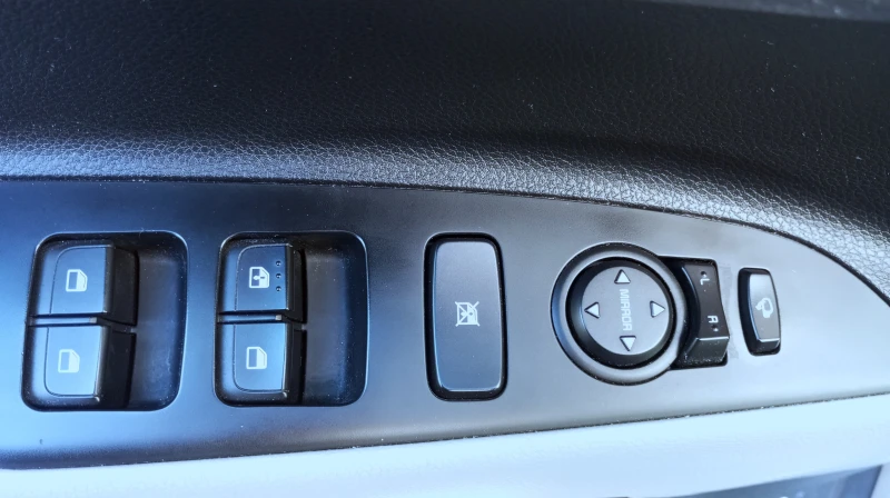 Kia Stonic 1, 4 LPG, 91000km, снимка 12 - Автомобили и джипове - 52643516