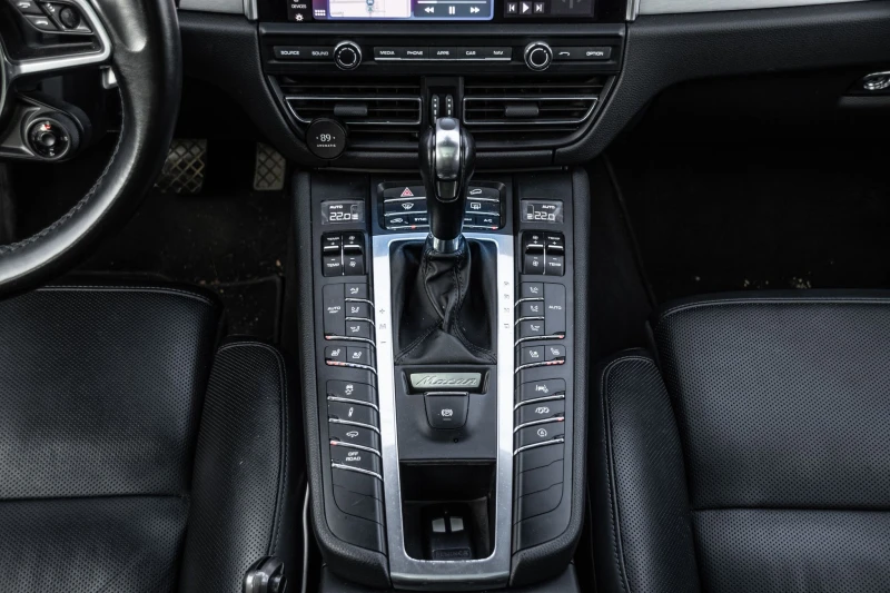 Porsche Macan Turbo Facelift, снимка 13 - Автомобили и джипове - 52688989