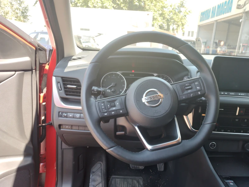 Nissan Qashqai  MHEV, снимка 11 - Автомобили и джипове - 52942655