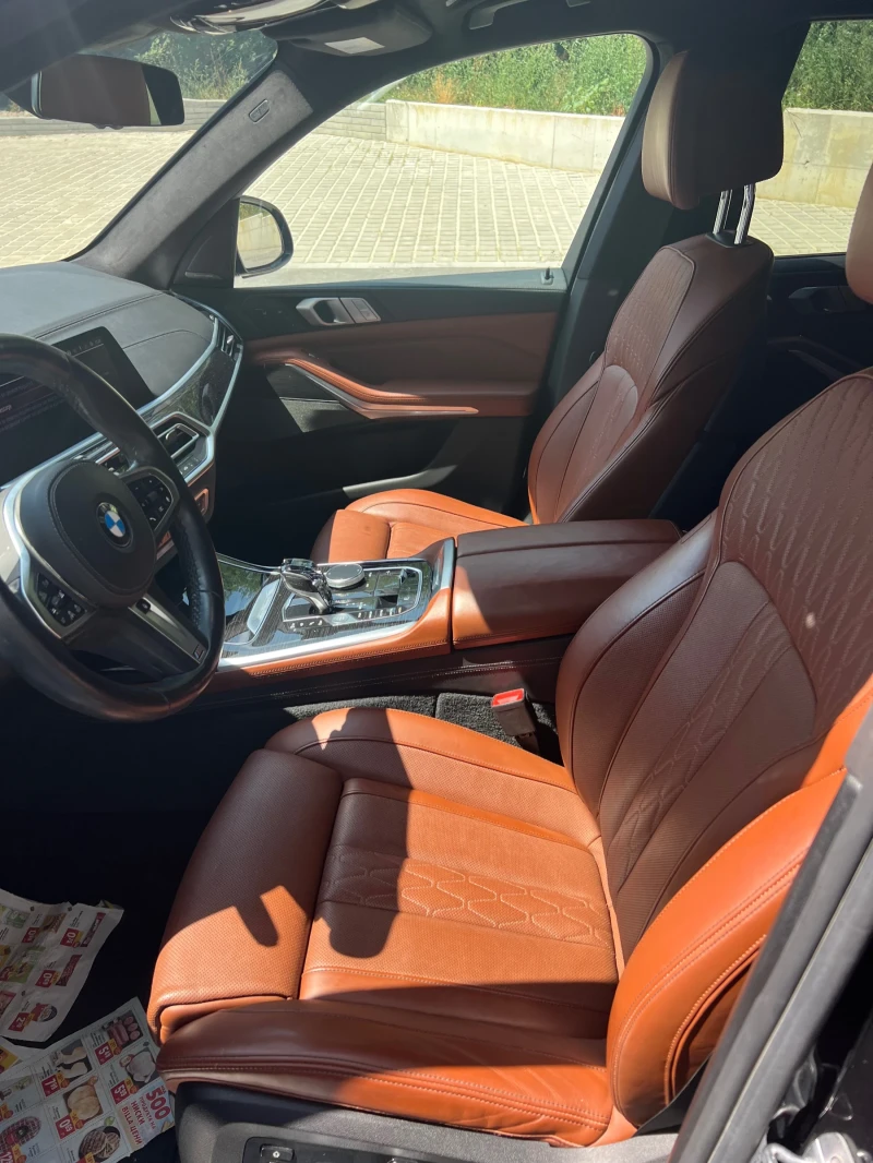 BMW X7 M-Paket M50i, снимка 4 - Автомобили и джипове - 53300375