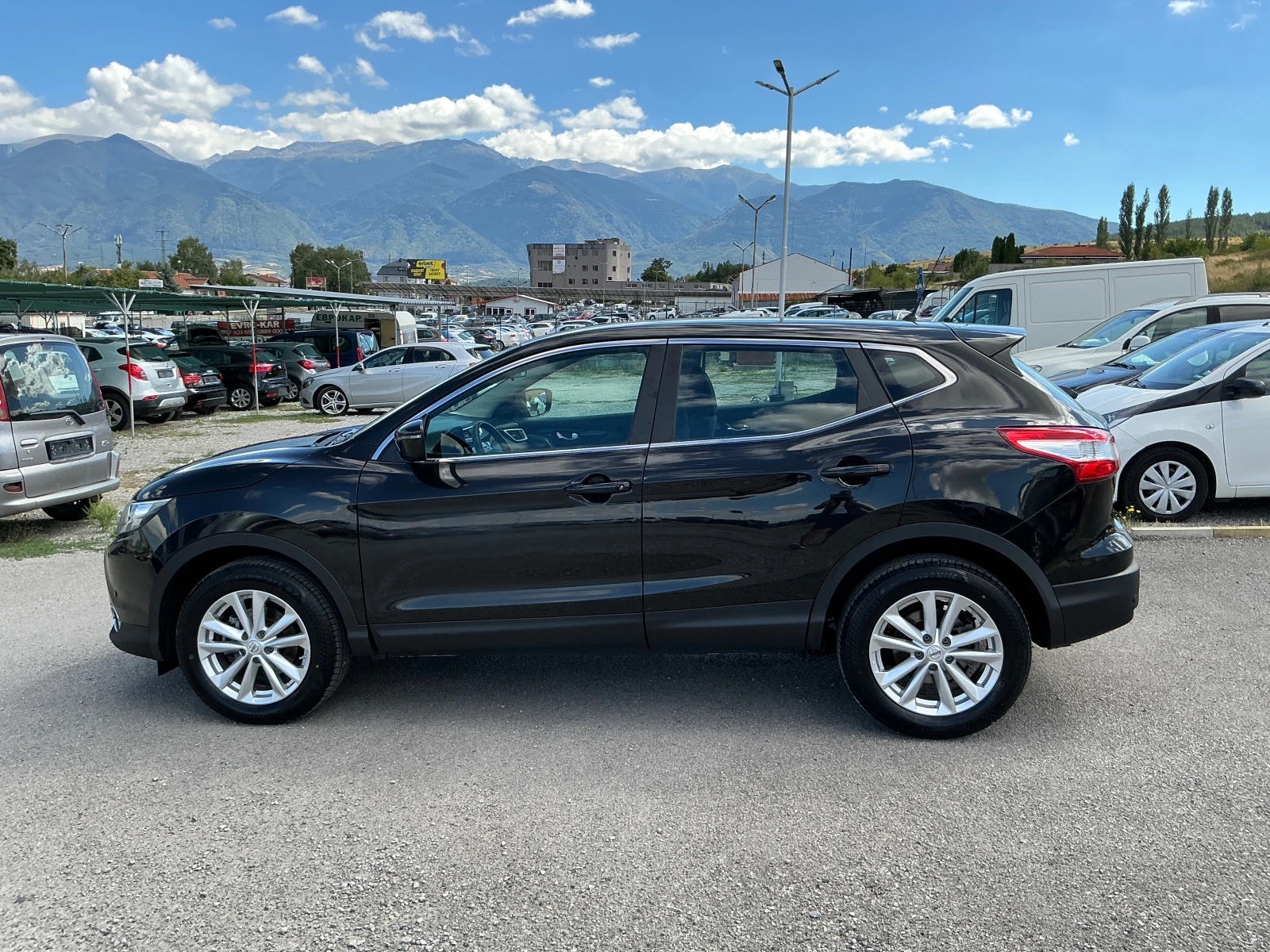 Nissan Qashqai 1.5 DCI - изображение 4