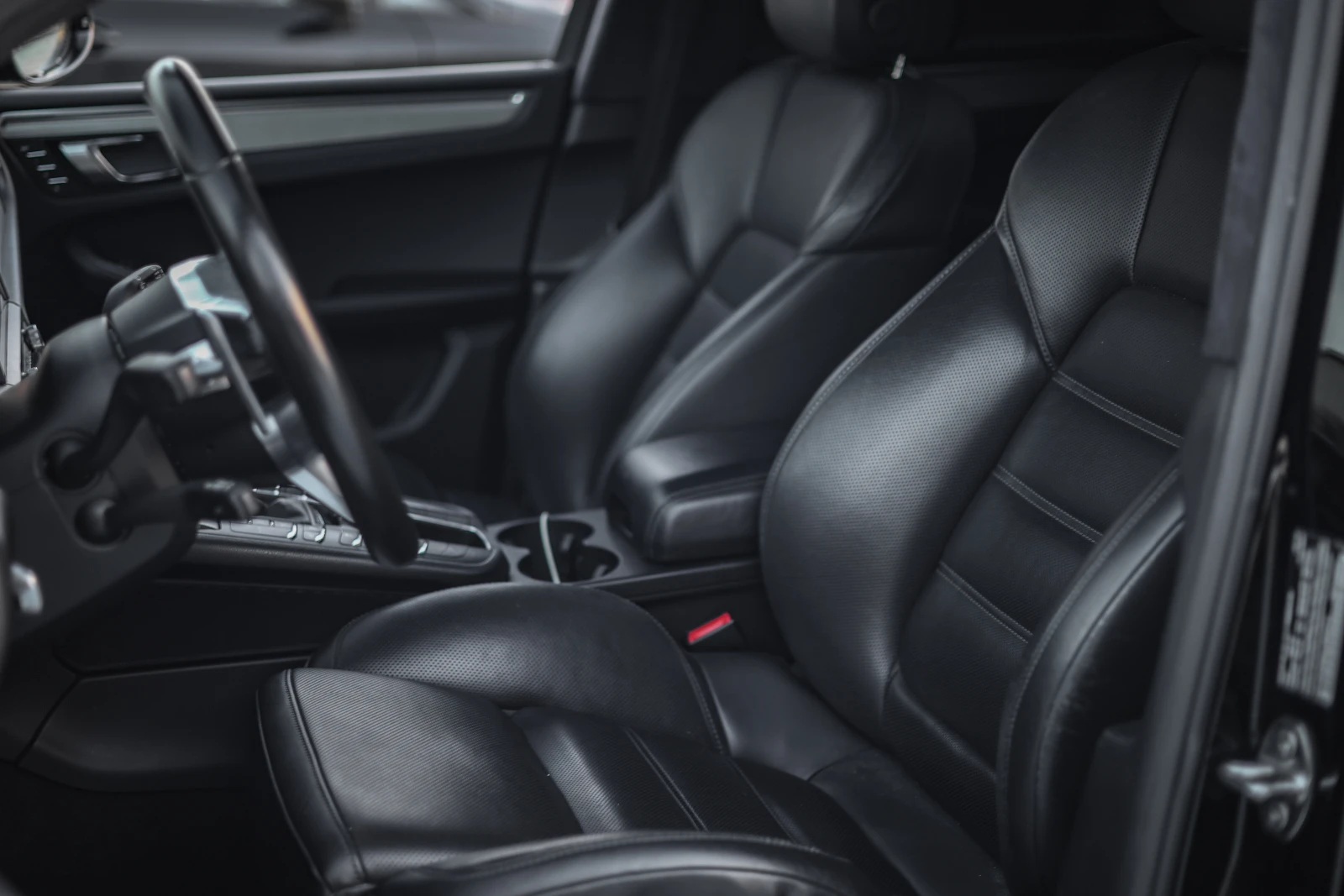 Porsche Macan TURBO FACELIFT, снимка 8 - Автомобили и джипове - 53331037