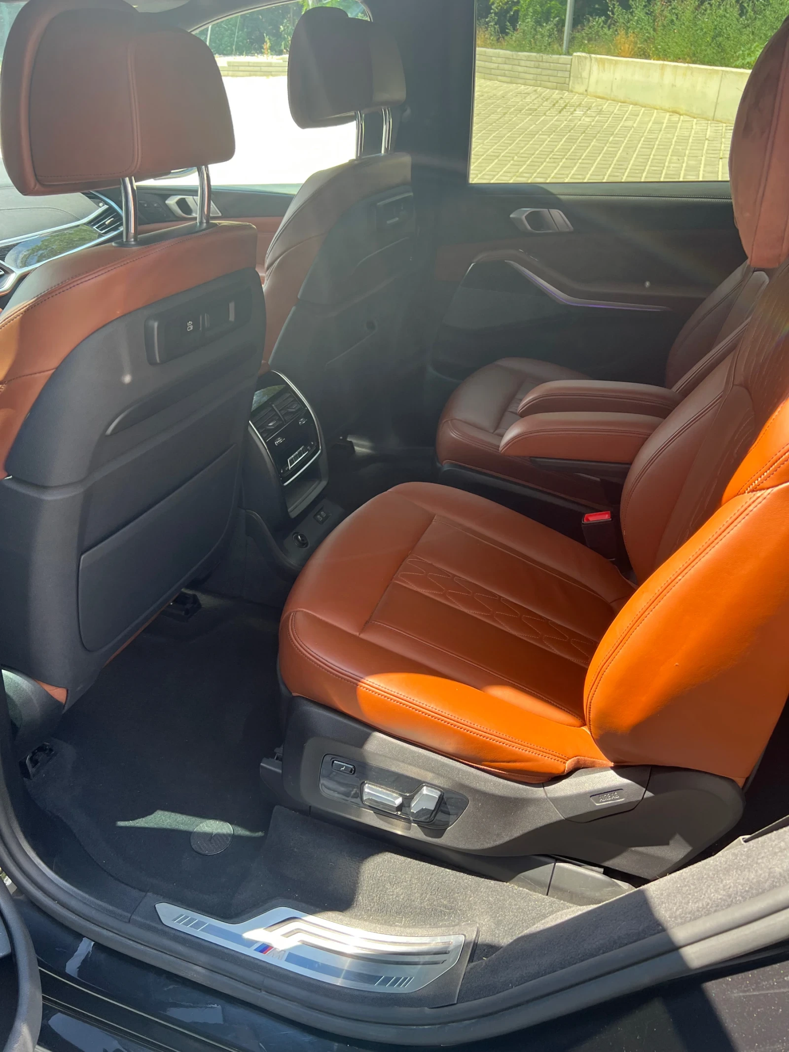 BMW X7 M-Paket M50i - изображение 7