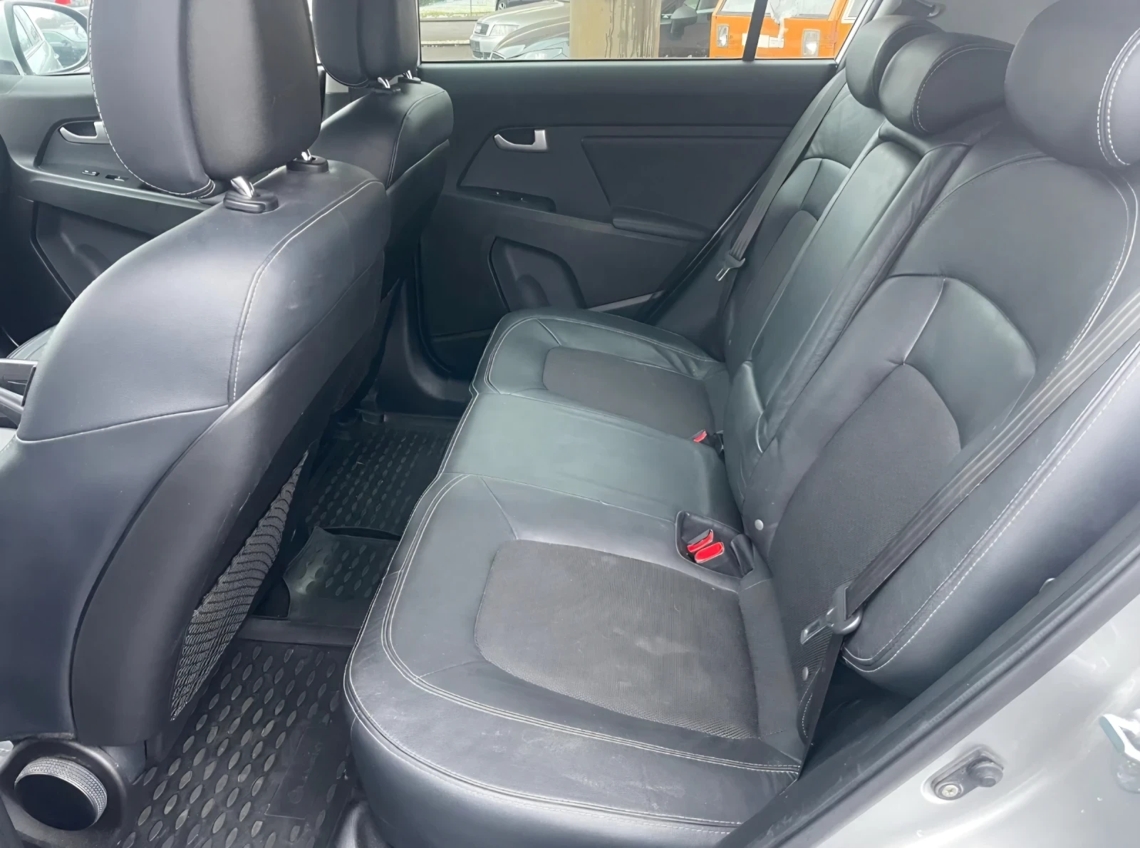 Kia Sportage 2, 0* 163* NAVI* PDC* XENON* ����* TUV-4* 4 | Mobile.bg � ����������� 9