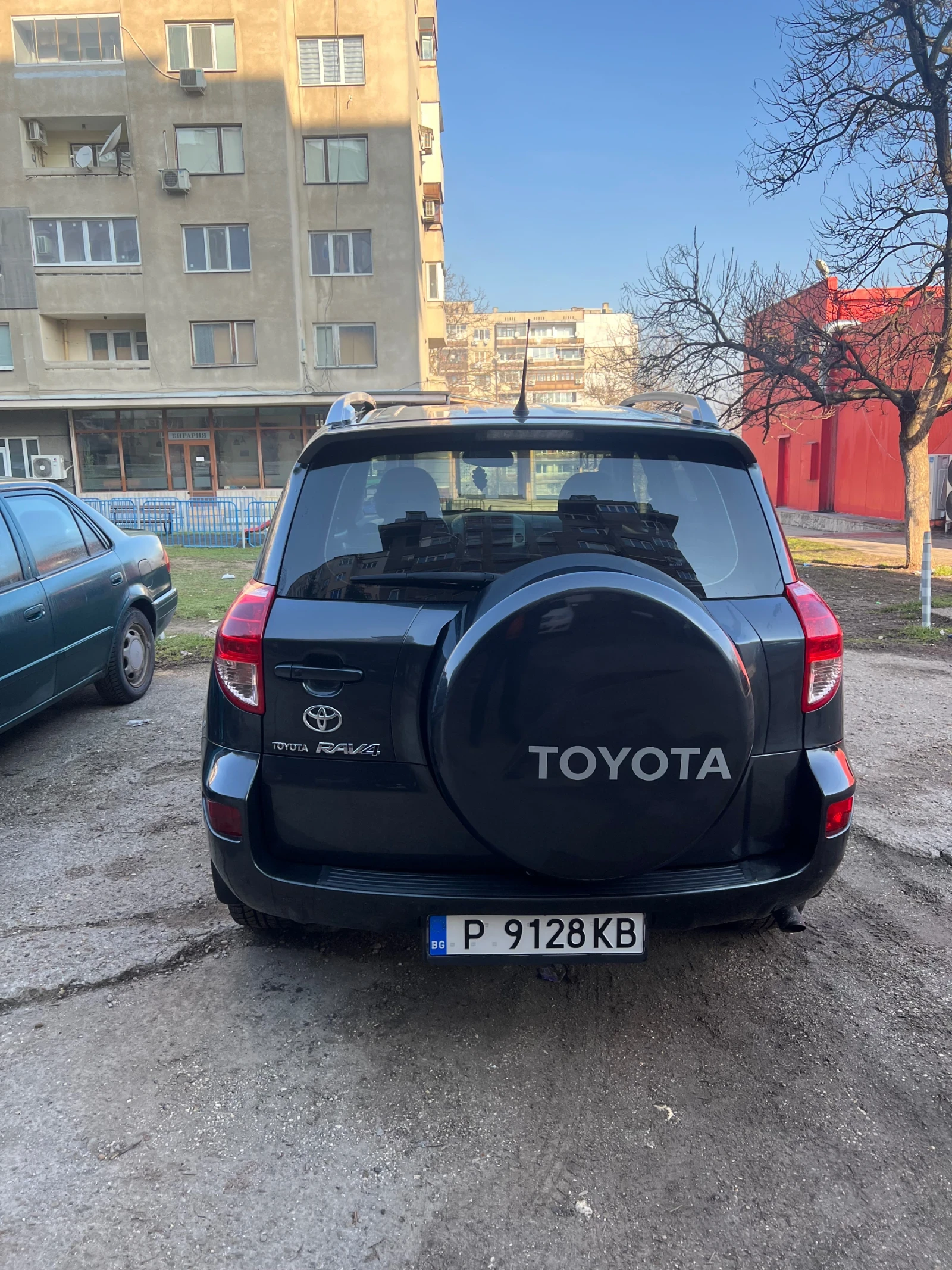 Toyota Rav4 2.2 , снимка 2 - Автомобили и джипове - 53735326