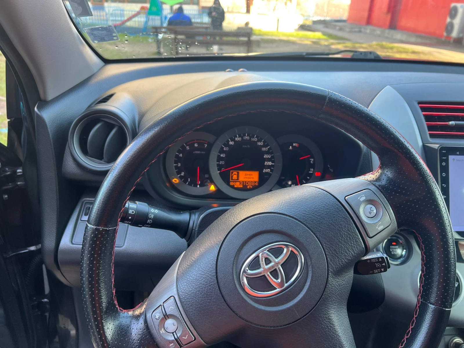 Toyota Rav4 2.2 , снимка 8 - Автомобили и джипове - 53735326