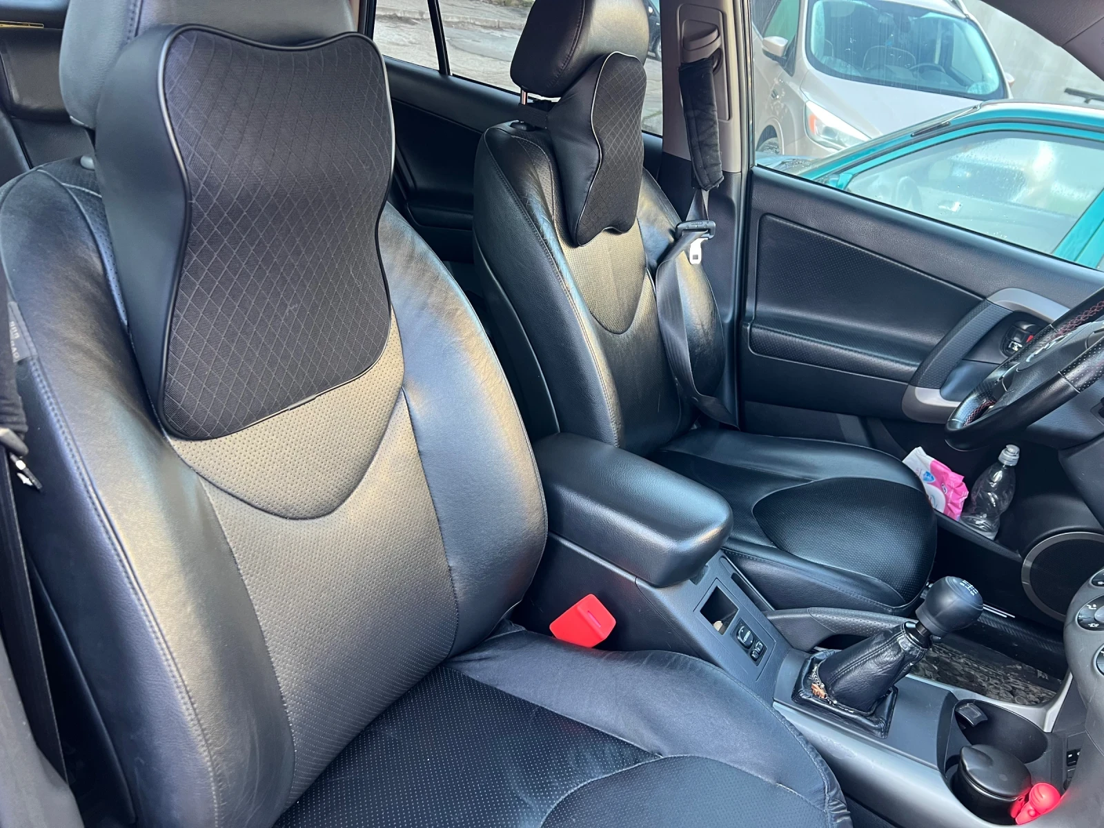 Toyota Rav4 2.2 , снимка 9 - Автомобили и джипове - 53735326