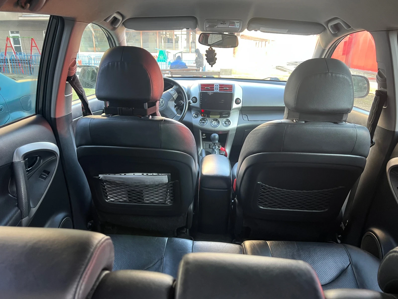 Toyota Rav4 2.2 , снимка 6 - Автомобили и джипове - 53735326