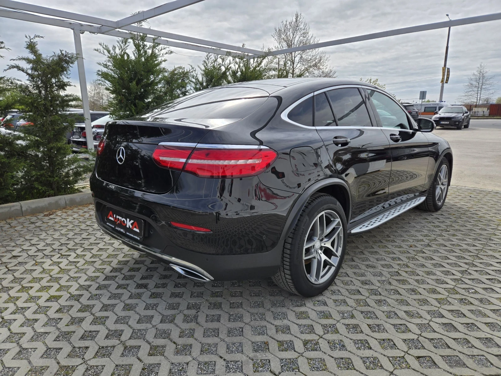 Mercedes-Benz GLC 250 2.2CDI-204кс= COUPE= AMG LINE= 9G= BURMESTER, снимка 3 - Автомобили и джипове - 54195292